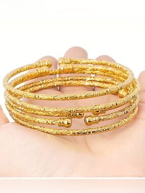 Dubai 24k Gold plated Multi-Bangle Bracelet - 5 pieces